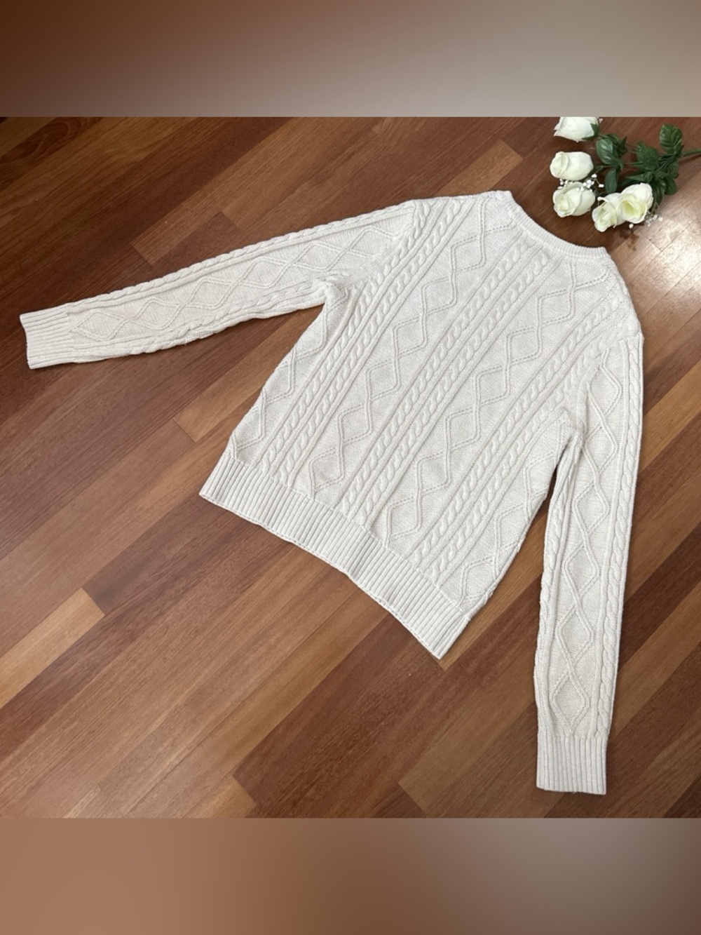 Goodfellow & Co Cream Cable Knit Crew Sweater